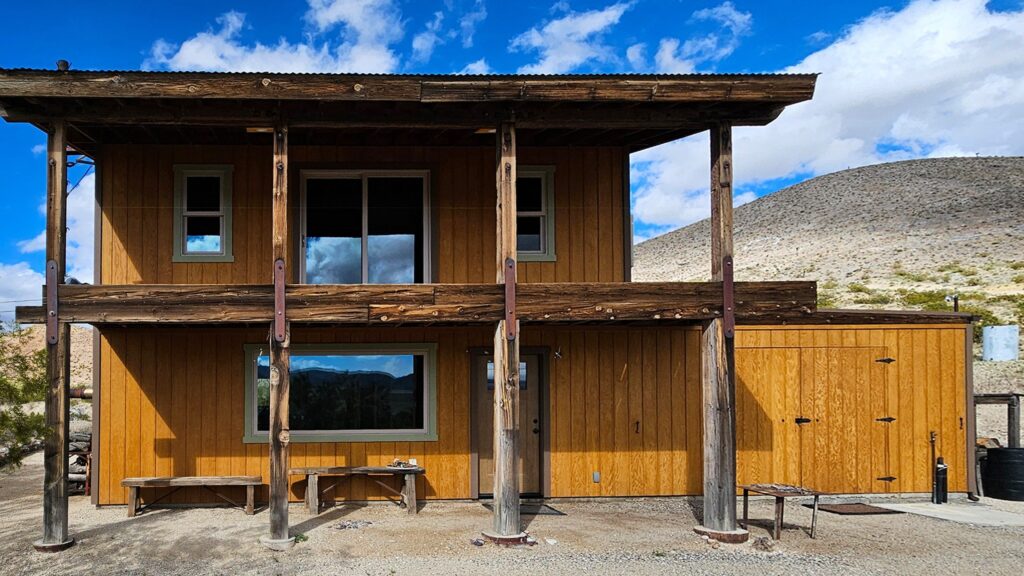 'I Purchased a Fixer-Higher in a Faraway Wilderness Outpost' 27b6a4e63e0f54b472a10c9091736174w c2466614898srd q80.jpg