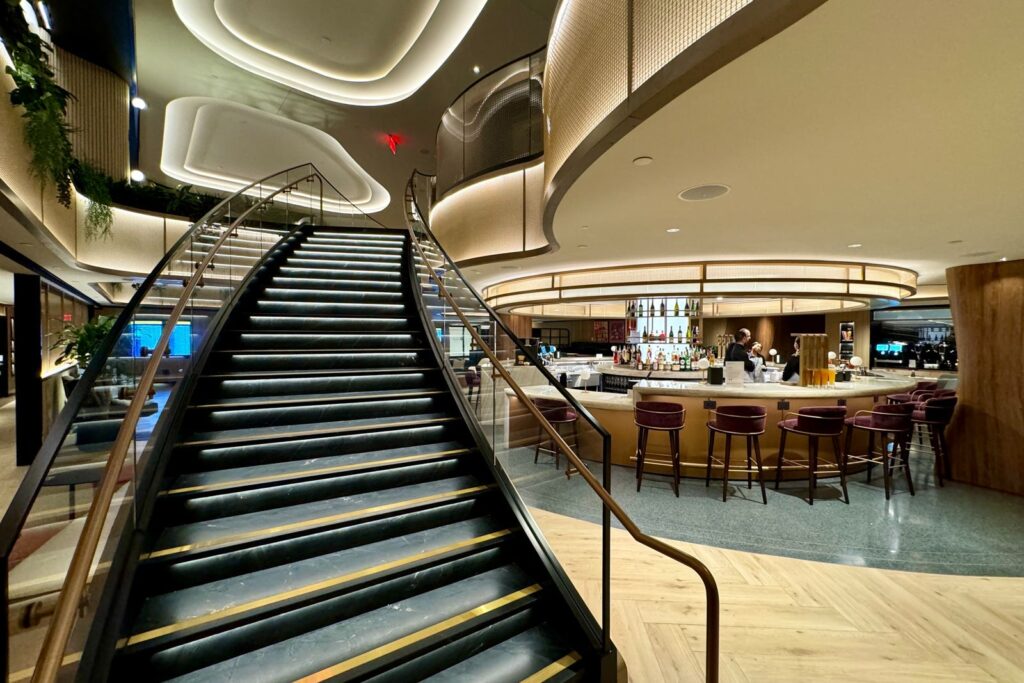 chase sapphire lounge laguardia lga 59.jpg
