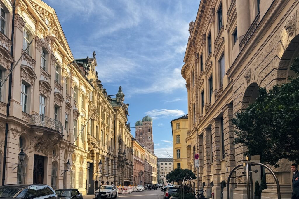 20250519 rosewood munich rosewood munich ext street erosen 71.jpg