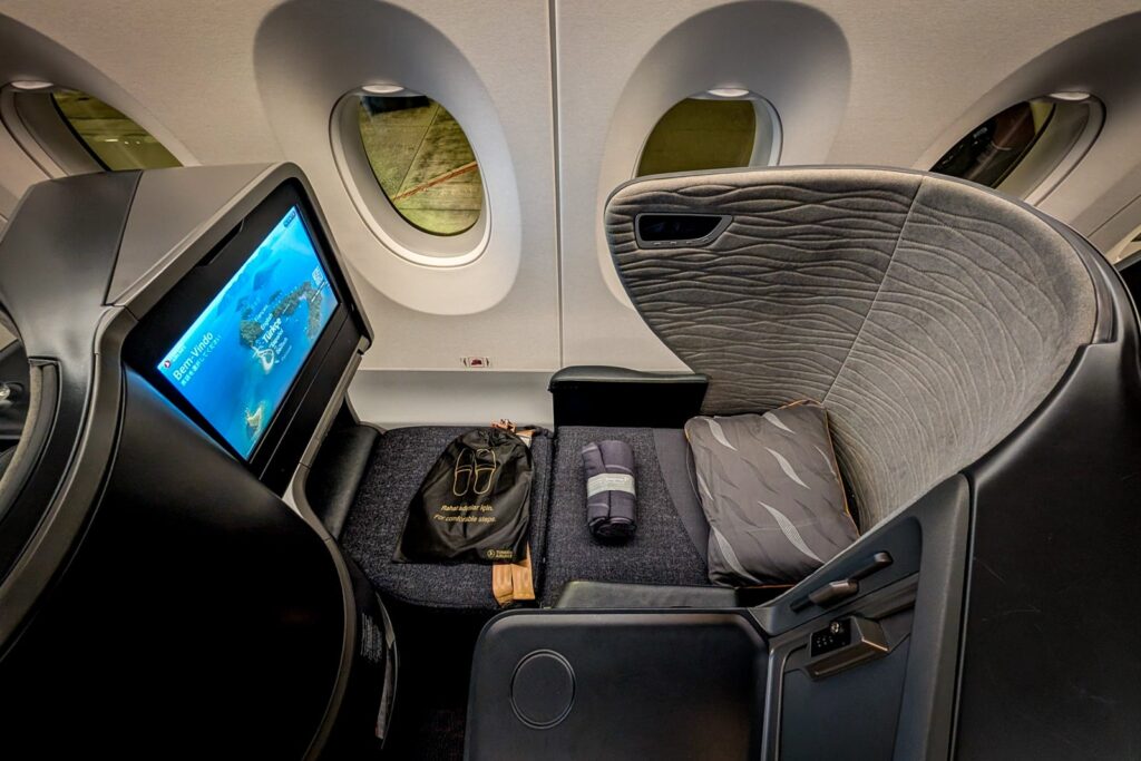20260504 turkish airlines a350 900 kgenter 13.jpg