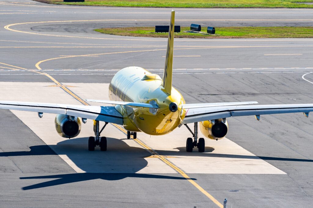 A tragic finishing: Spirit's shiny yellow planes grounded for excellent spirit airlines stock 1.jpg