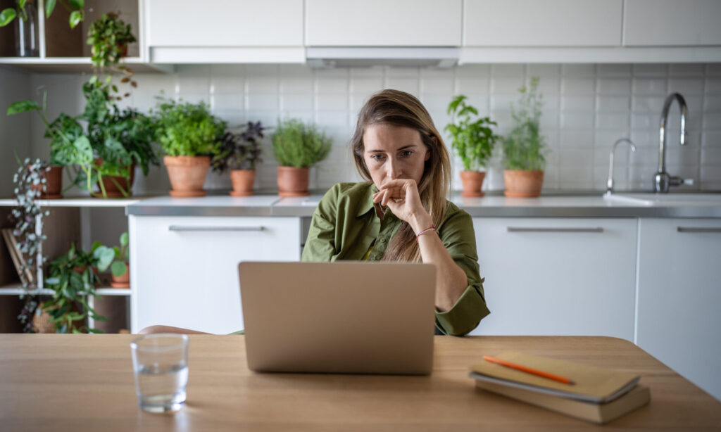 Loan Charges Somewhat Decrease This Week Whilst Jobs Information Portends a Upward push gettyimages 2153222195 1920x1152.jpg