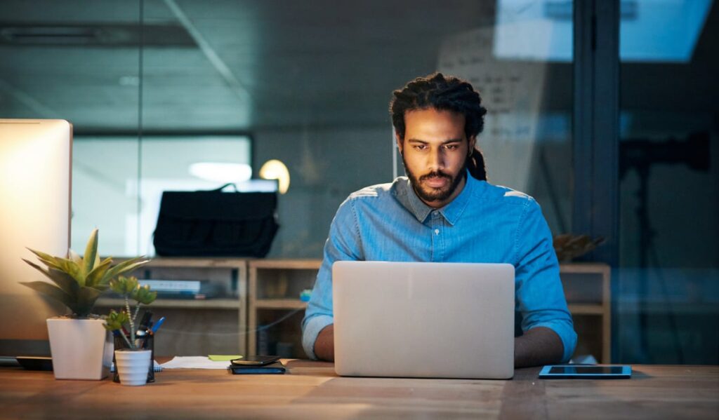 Were given $1,000? Here is the Tech Inventory I Assume Has the Very best Chance-Praise Setup within the Complete Marketplace Proper Now. urlhttps3a2f2fg.foolcdn.com2feditorial2fimages2f8704602fperson looking at a laptop at a des.jpeg